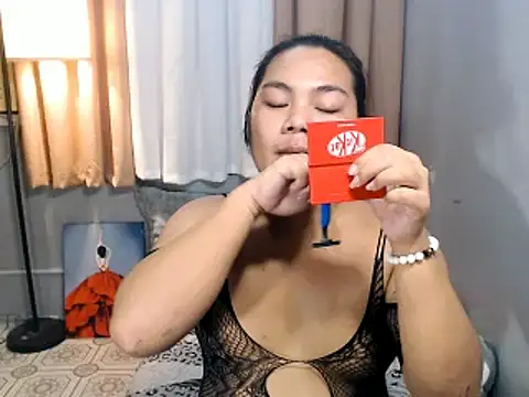 TSbrianaHugeCock webcam