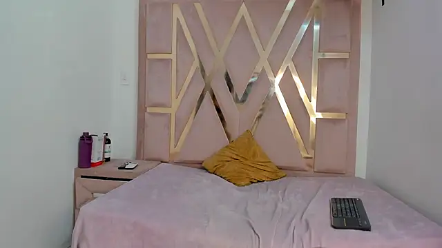 Kattyasm webcam