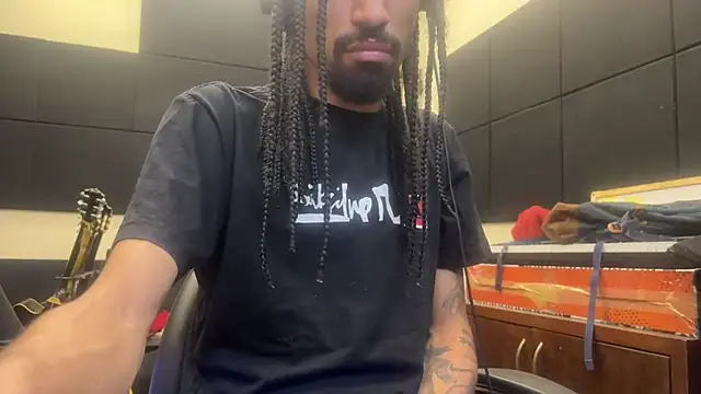FavelaDaddyCum webcam