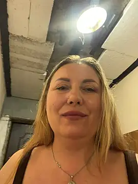Katti_Kissa webcam