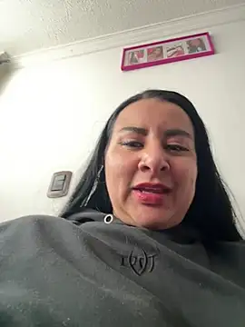 Abril_Luv webcam