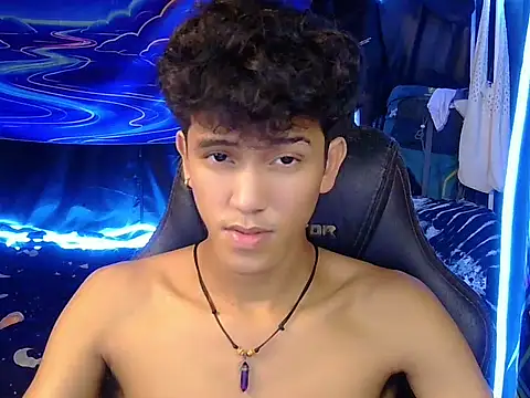 hugekenbigcock webcam