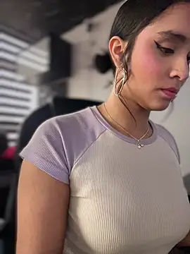 Isabella-Teen webcam
