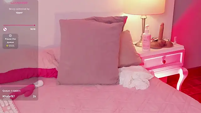 Emily_robertss1 webcam