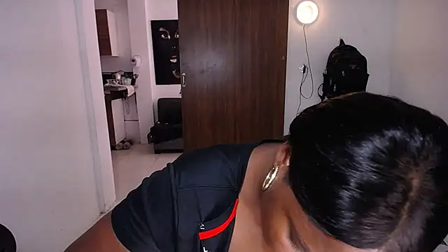 yselahot webcam