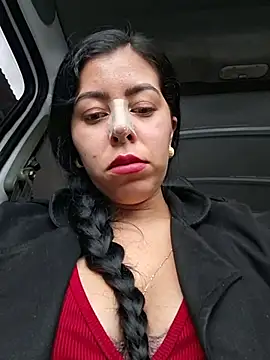 luianna - Luianna's free webcam - UK Sex Cams