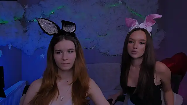 angie_foxy1 webcam