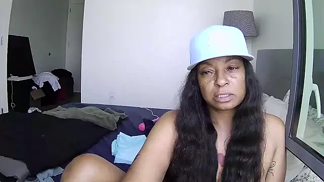 MSweetLindaParks live cam on StripChat