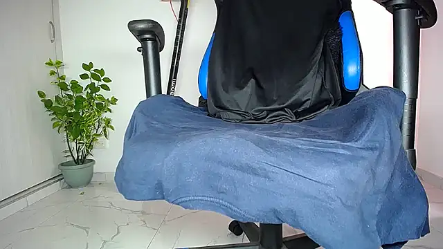 maxjones_2 (M young) - cum