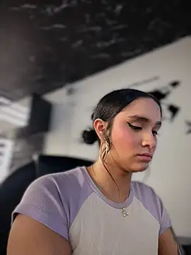 Isabella-Teen webcam