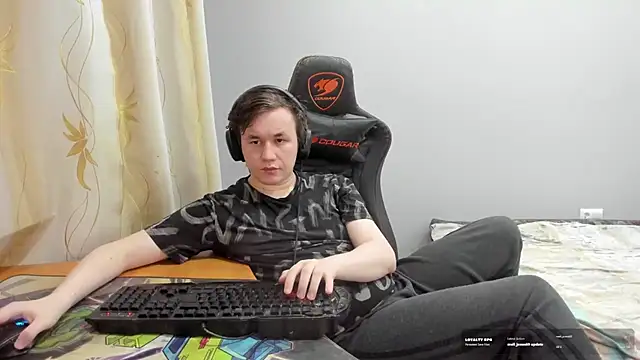 iliaskrislove webcam