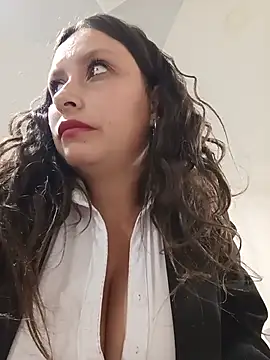 LIA--23 live cam on StripChat