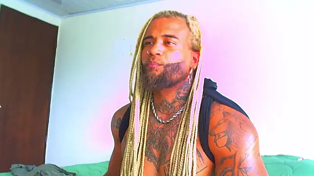 ragnar0825 webcam