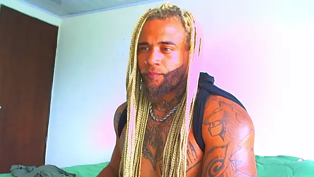ragnar0825 webcam