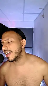 MatBrussel live cam on StripChat