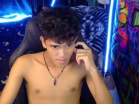 hugekenbigcock webcam