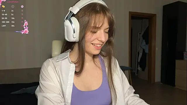 LorinaSpero webcam