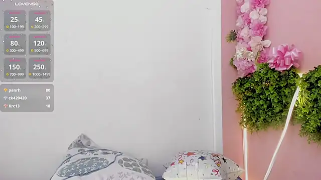 Mikasa_Horny webcam