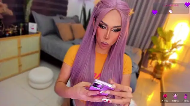 UrSluttyGoddess webcam
