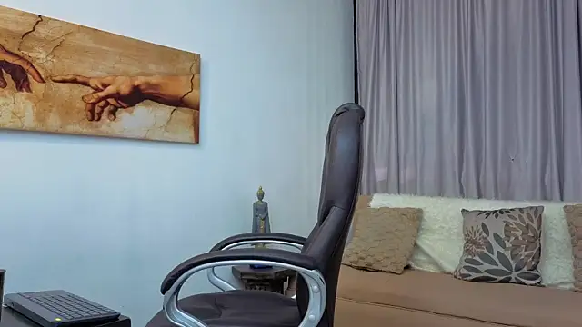 Tommas_Jhonson webcam