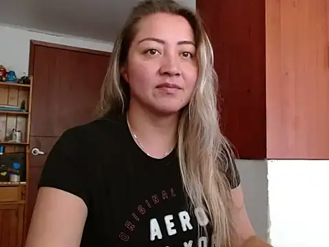 officialRoseVelvet webcam
