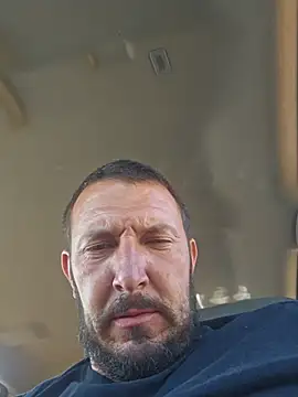 UncutHammer69 webcam