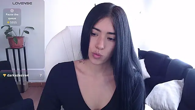 LESLIEBLACK_ live cam on StripChat