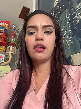 Sara-77 live cam on StripChat