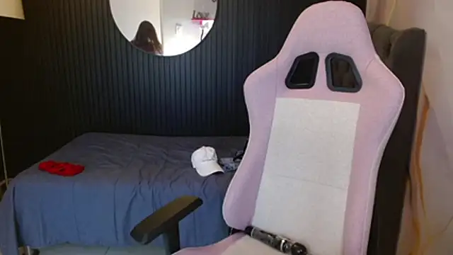 naomis_36 webcam