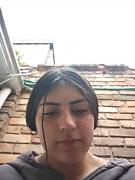 MishRaven webcam