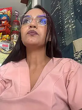 Sara-77 webcam