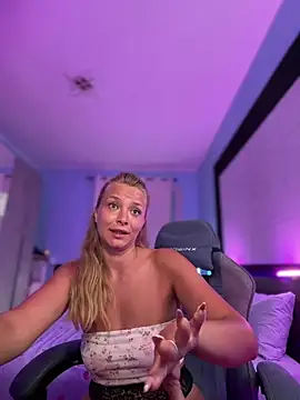 AnastasiaAniess webcam