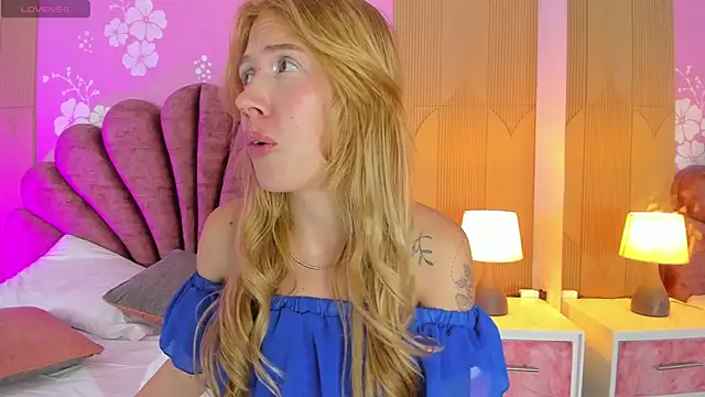 violetsmith1_ webcam