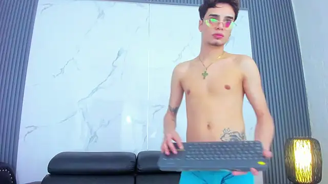 Two_boysexx's live cam