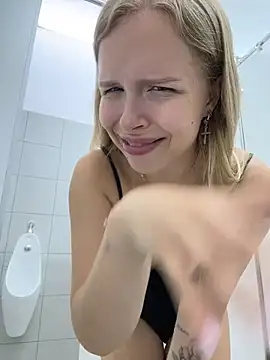 Liza_risky