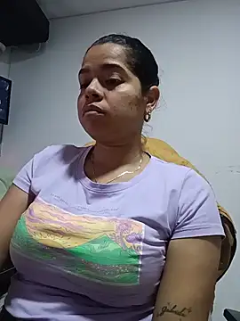alexa-cooper- webcam