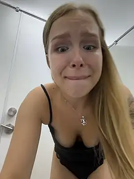 Liza_risky webcam