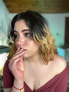 NikkiNix webcam