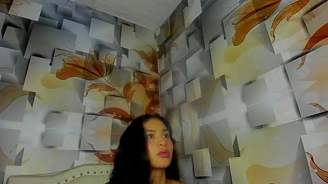 malaika_chalo webcam