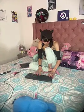 Sakura_and_yuki webcam
