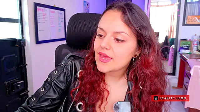 Scarletleon77 webcam