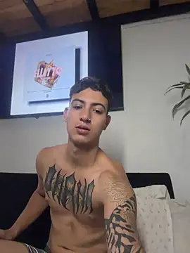 aliensexy webcam