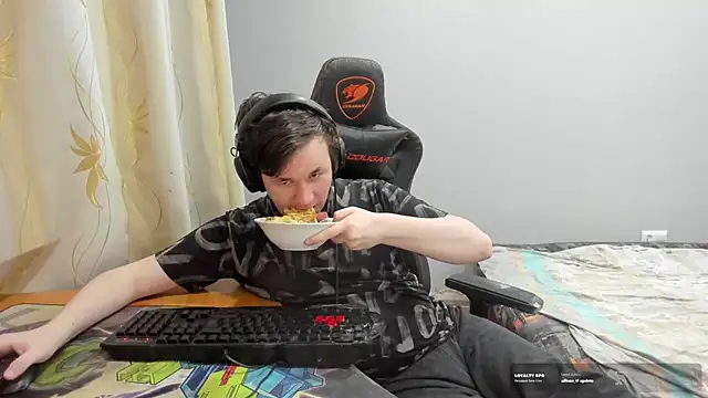 iliaskrislove webcam