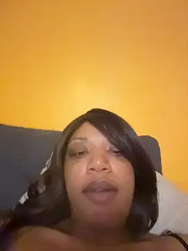 thekelliecapri webcam