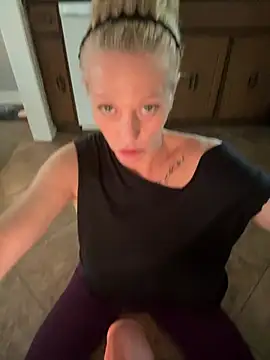 MilfOfDreams webcam