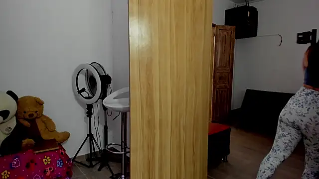 Ariana_rouse webcam