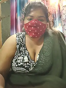 Liyaa_24 webcam