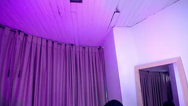Tamararosses webcam