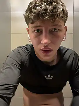 ARON_LUXX webcam
