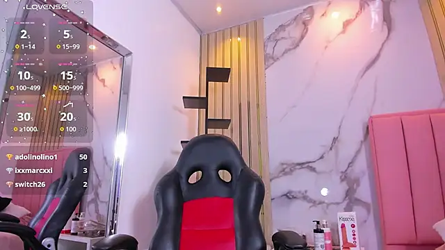 KAROLAGREY webcam